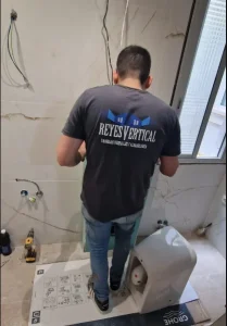 trabajos de fontaneria en reforma de baño en Barcelona