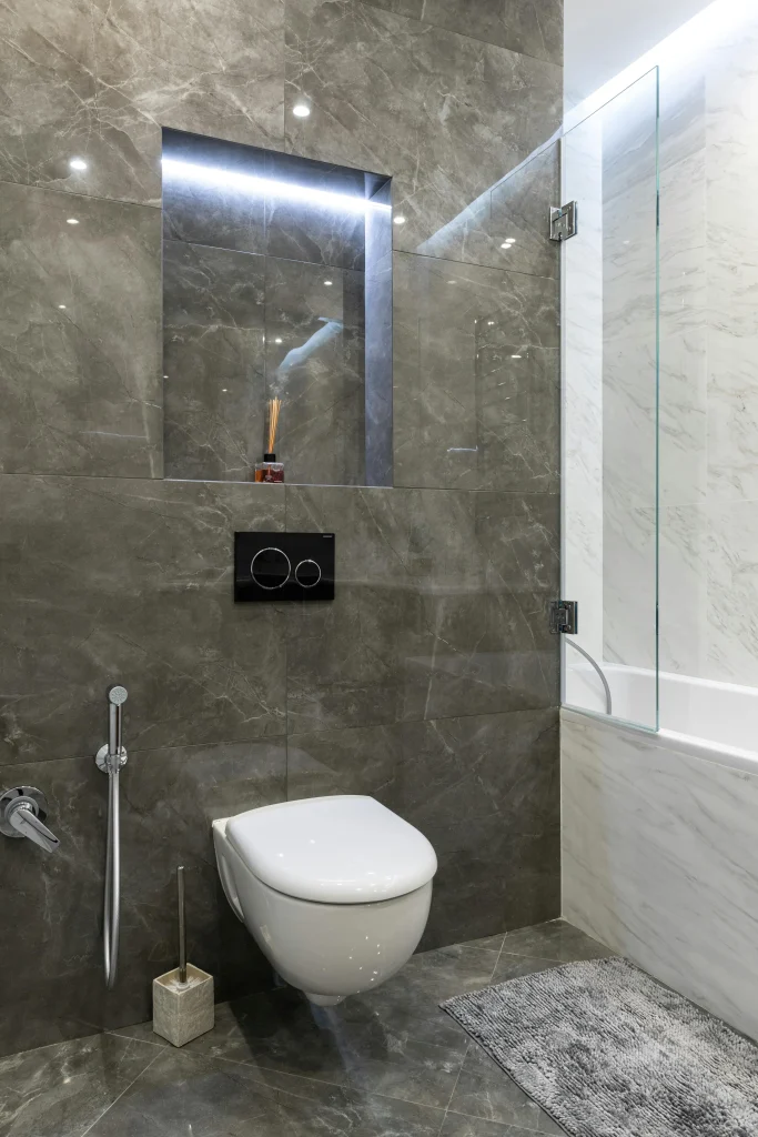 acabados y revestimientos en reforma de baño en Barcelona