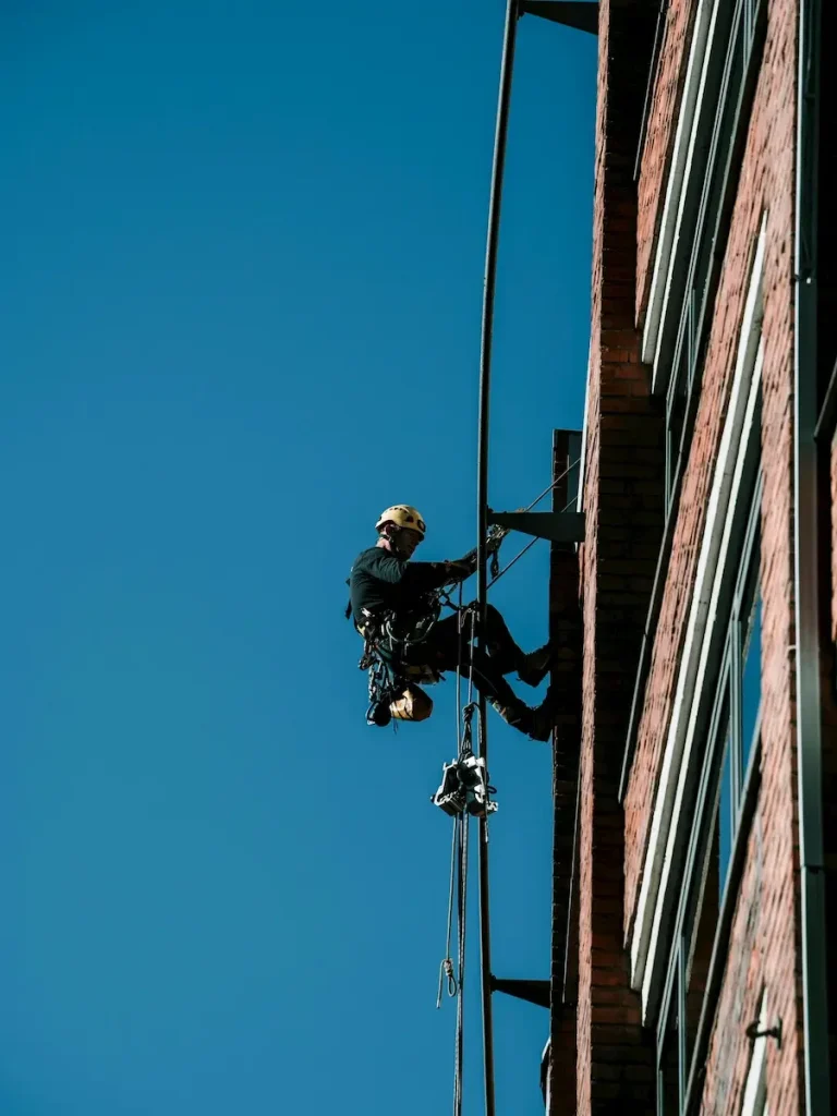 trabajos verticales en barcelona realizados por Reyes Vertical